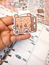 Load image into Gallery viewer, Smile S'more Bear Magnetic Clippie
